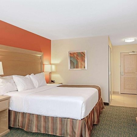 La Quinta By Wyndham Grand Forks Ξενοδοχείο Εξωτερικό φωτογραφία