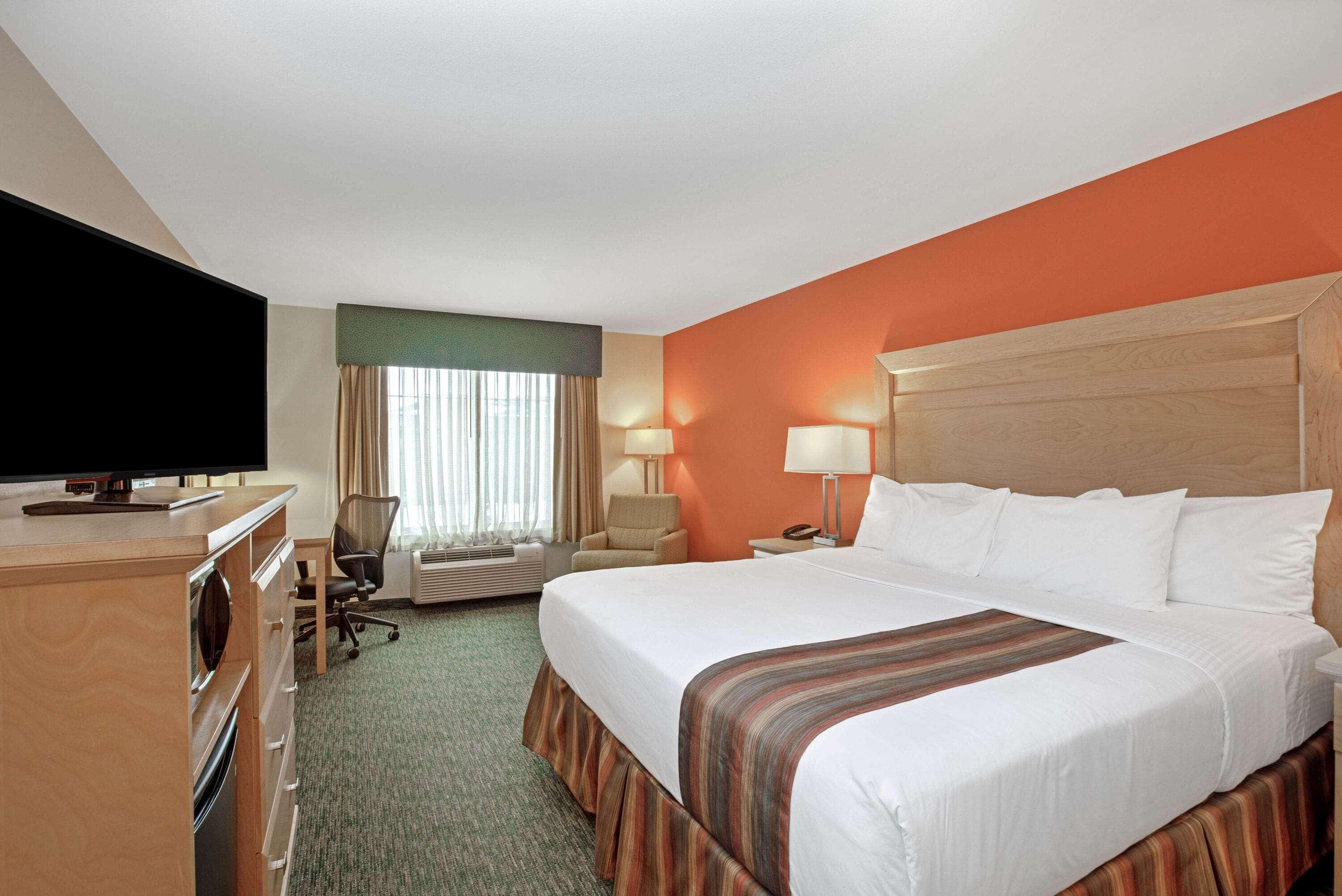 La Quinta By Wyndham Grand Forks Ξενοδοχείο Εξωτερικό φωτογραφία